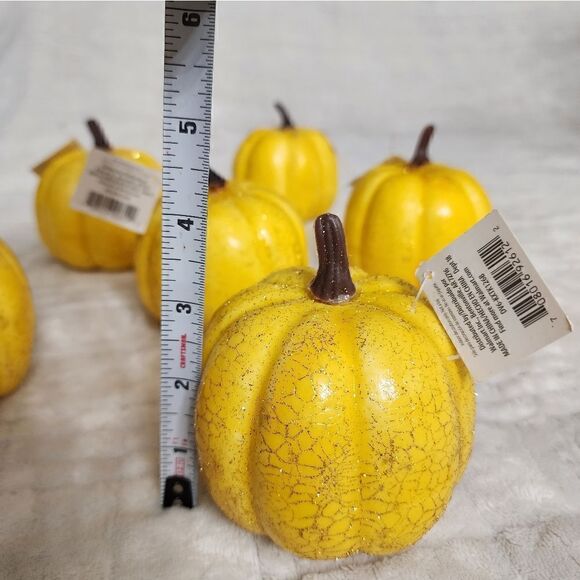 Harvest Pumpkins Gold Yellow Glitter Hallowen Thanksgiving  Décor 6pc Lot - Picture 3 of 3